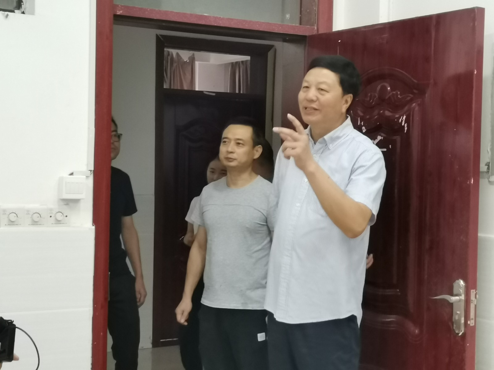 江西婺源茶業(yè)職業(yè)學(xué)院首批高職擴招新生入校報到參加線下教學(xué)